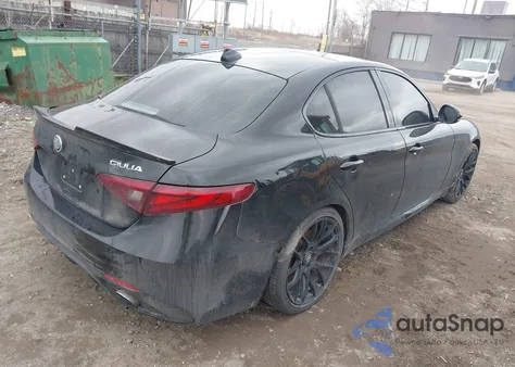 2017 Alfa Romeo Giulia Ti Rwd z USA, uszkodzony, nr VIN ZARFAECN9H7544257